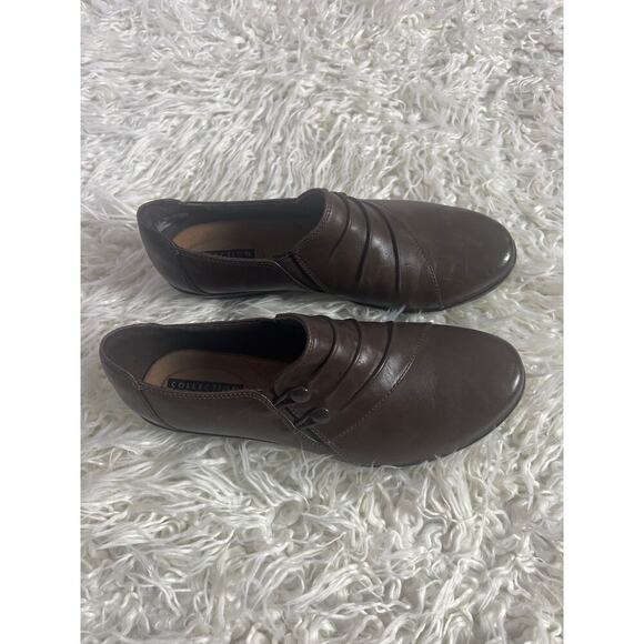 Clark’s Collection Brown Slides - Picture 2 of 10